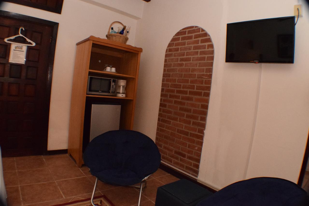 Martha'S Guesthouse San Ignacio Δωμάτιο φωτογραφία
