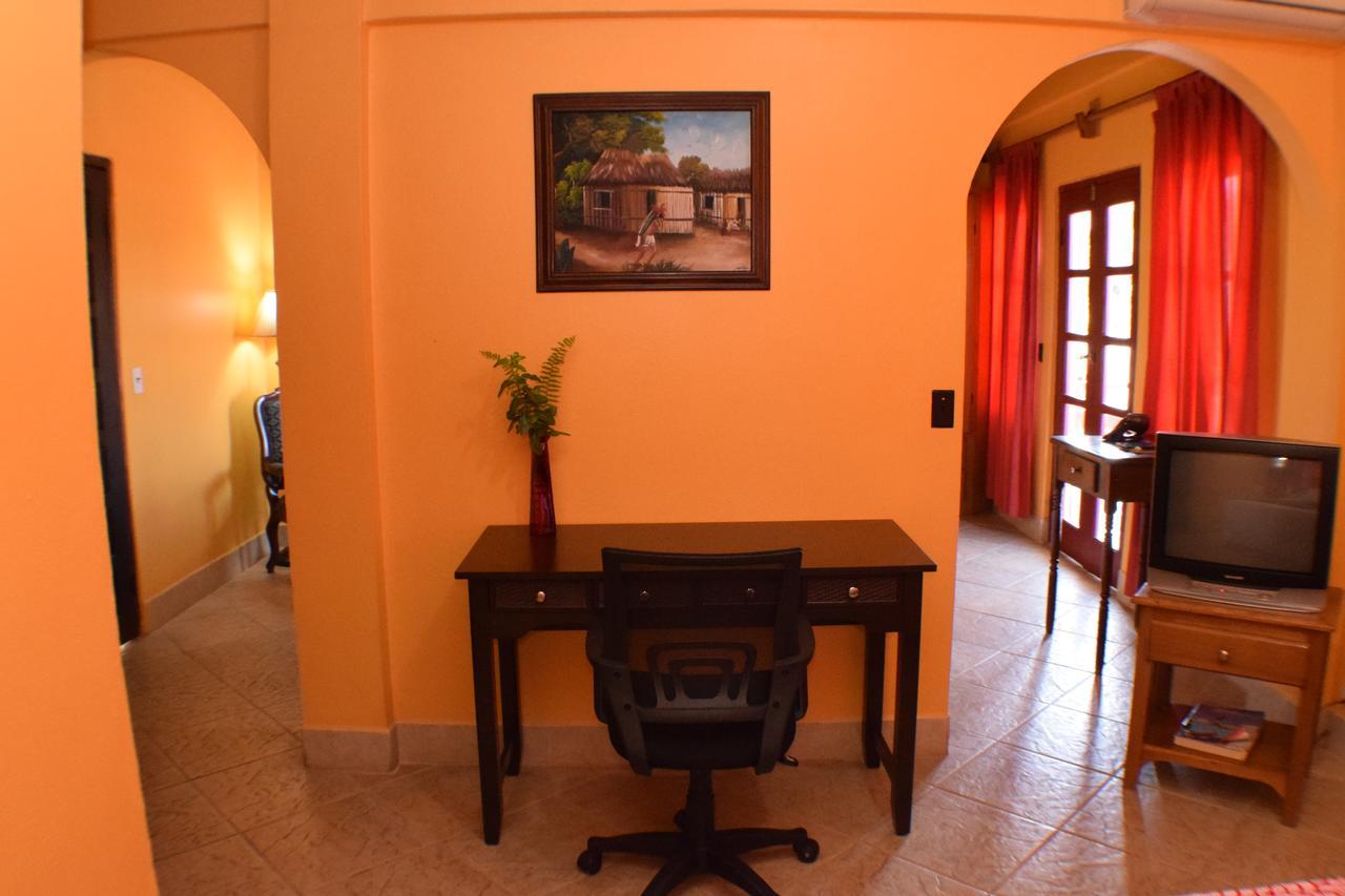 Martha'S Guesthouse San Ignacio Δωμάτιο φωτογραφία
